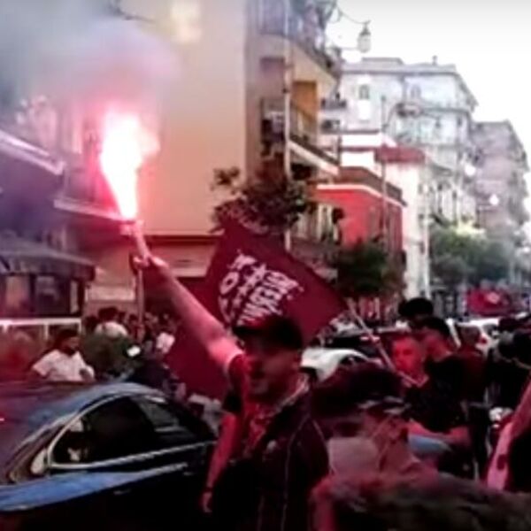 TRAGEDIJA USRED SLAVLJA: Ceo grad bio na nogama zbog povratka u Seriju A kad je mladi navijač POGINUO! (VIDEO)