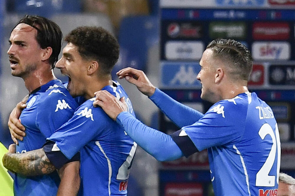 NAPOLI IZBIO NA DRUGO MESTO: Gatuzova mašinerija razbucala Udineze! (VIDEO)