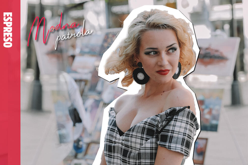 SRPSKA MERILIN MONRO PROŠETALA KNEZ MIHAILOVOM: Njene crne CIPELE sa BELIM čarapicama oduševile BEOGRAĐANE! (FOTO)