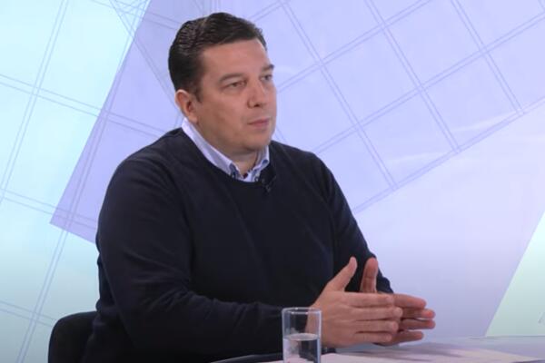 SRBINOV PREDIZBORNI PLAKAT ŠOKIRAO HRVATE: To što je na ĆIRILICI im je NAJMANJI PROBLEM!