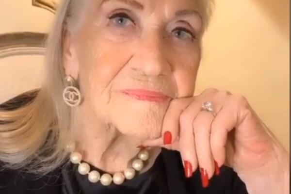 BAKA (94) ZAPALILA DRUŠTVENE MREŽE SVOJOM MUDROM OSVETOM: Napila ljubavnicu od muža, pa usledio preokret! (VIDEO)