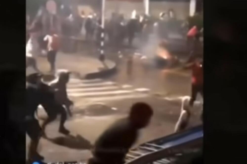 BRUTALNE SCENE NASILJA NA ULICAMA KOLUMBIJE: Navijači pravili haos - ZBOG SUZAVCA UTAKMICA PREKIDANA! (Video)