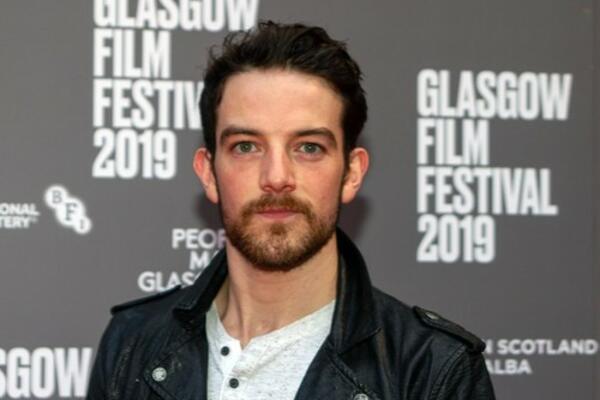 POZNATI GLUMAC OSUĐEN NA 3 GODINE ZATVORA: Iskoristio loše KOLEGINICINO stanje, pa pokušao SEKSUALNO DA JE ZLOSTAVI