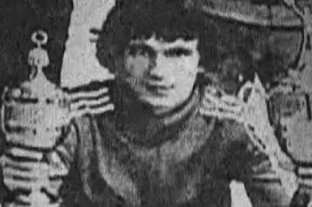 ANDRIJINIM UBISTVOM POČEO JE KRVAVI RAT NA BEOGRADSKOM ASFALTU DEVEDESETIH: Smrti se nakon njegove SAMO NIZALE