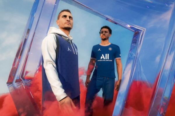 LETEĆI MAJKL U DUHU PARIZA: Promocija novih garnitura dresova PSŽ-a otkriva da ON NE IDE NIGDE SA "PARKA PRINČEVA"!