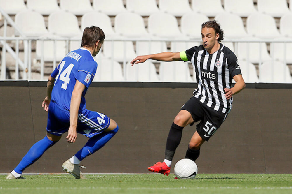 NA KRAJU LAKO I UBEDLJIVO: Partizan savladao Voždovac i poslao ga u odlučujuću borbu za opstanak (FOTO)