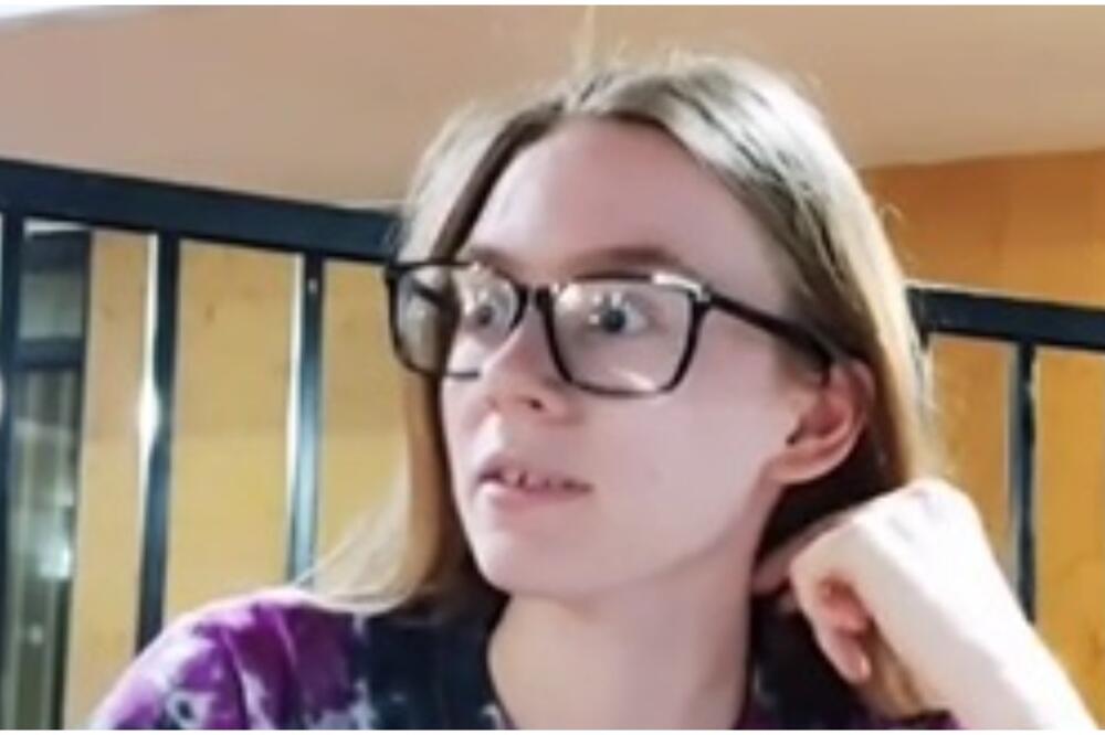 2 MILIONA LJUDI JE VIDELO SNIMAK SEKSUALNOG PREDATORA NA DELU! Spasila ju je 1 rečenica, vidi JOJ SE STRAH U OČIMA