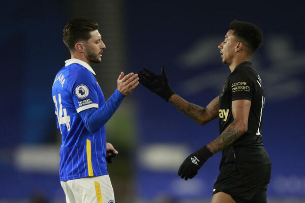 POKER LIDSA: Vest Hem se polako oprašta od trke za mesto koje vodi u Ligu šampiona (VIDEO+FOTO)