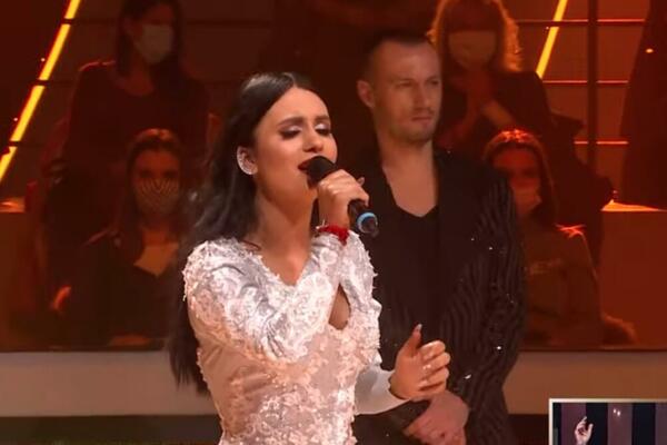 HAOS U ZVEZDAMA GRANDA! TAKMIČARKA (16) PODIGLA ATMOSFERU DO USIJANJA: Zbog nje je Popović PREKRŠIO pravila!