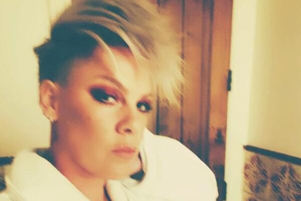 TEŽAK PERIOD POZNATE PEVAČICE: Poslednjim atomima snage razmišljala da IZMENI TESTAMENT!