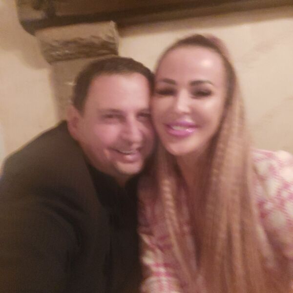 UŠLA U FAMILIJU TUĐMAN, INTIMNI SNIMAK JE LANSIRAO U ZVEZDE! Evo kako sad izgleda STARLETA koja je hapšena sa mužem