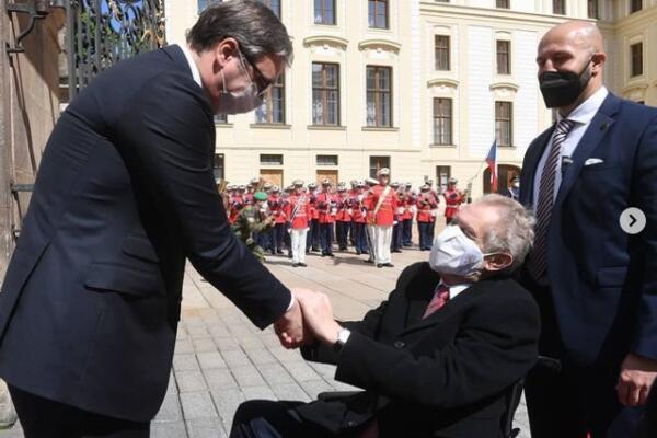IZVINJAVAM SE SRBIJI ZA BOMBARDOVANJE 1999. GODINE! Predsednik Češke napravio gest za ISTORIJU