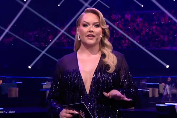 ŠOK OTKRIĆE! VODITELJKA EVROVIZIJE JE TRANSRODNA OSOBA: Nekada je bila MUŠKARAC, a to ju je jako KOŠTALO! (FOTO)