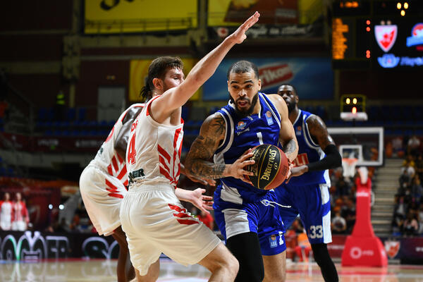 DILEME NIJE NI BILO: Džastin Kobs proglašen za MVP-ja petog kola Evrokupa!