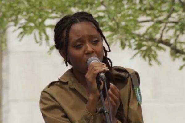 PREDSTAVNICA IZRAELA IZ UNIFORME PRAVO U FINALE EVROVIZIJE: Pre tri godine je služila odrambenim snagama! (VIDEO)