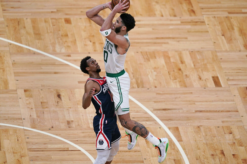 INDIJANA UNIŠTILA ŠARLOT: Tejtum razneo Vašington, Boston odlazi na noge Bruklinu (VIDEO+FOTO)