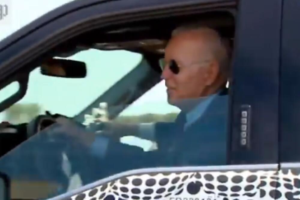 USIJAO SE INTERNET: Nova odvala Džoa Bajdena, možda i NAJBIZARNIJA DO SADA!