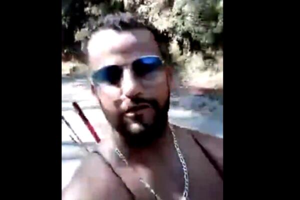 ČEMU OVO, DRUŽE? Hteo je da snimi sebe kako uživa u lepom danu, ALI OVO što je uradio DEBELO ga je koštalo! (VIDEO)