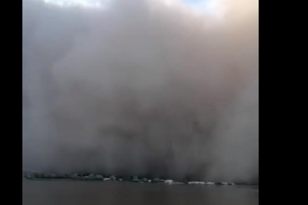 JAKA OLUJA POGODILA VAŠINGTON: Prošao je NAJGORI tornado, građani moraju ekstremno da budu oprezni! (VIDEO)