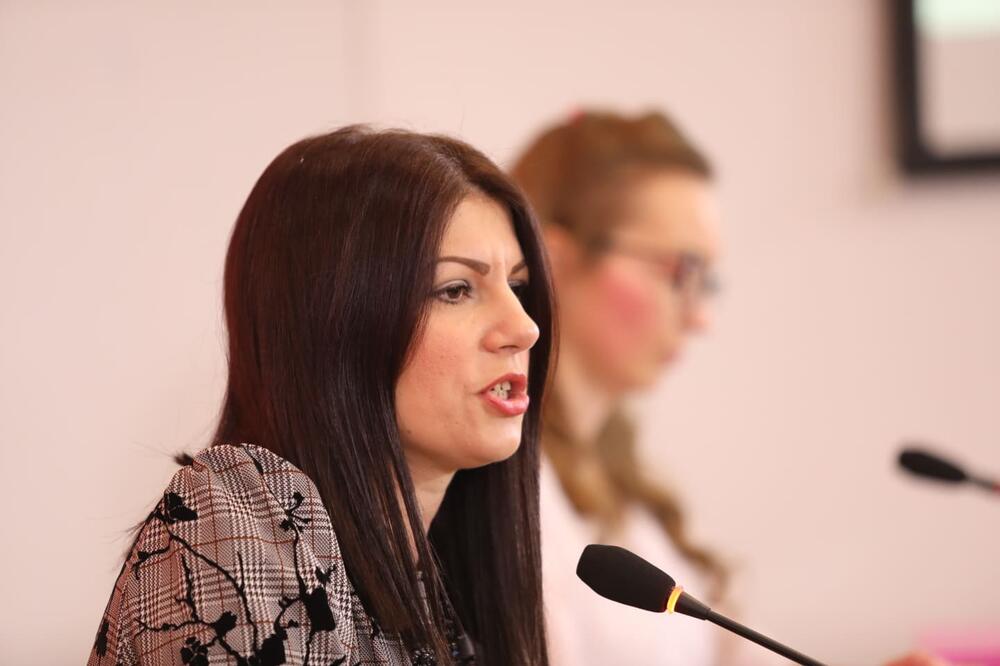 ''ŽIVIM ZA SRBIJU NIJE NIKAKAV ANTIVAKSERSKI POKRET!'' Prva konferencija Jovane Stojković nakon saslušanja (FOTO)