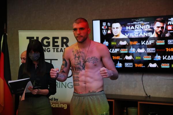 VELJKO STIGAO SILNO MOTIVISAN, ALI O PROTIVNIKU NI TRAGA NI GLASA! Ipak borba će se održati - A MOŽDA DOĐE I CECA