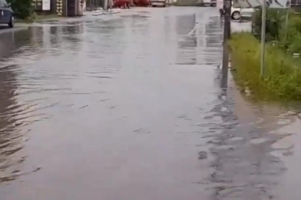 ULICE SU POPLAVLJENE USLED OBILNIH PADAVINA: Ima li razloga za strah i koliko vodovodi mogu da uzdrže?