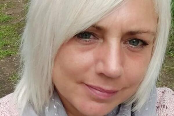 52 PUTA SU ME UGRIZLI: Britanka tvrdi da je redovno posećuju VANZEMALJCI, a ima i DOKAZE za to!