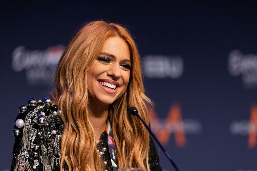 SRBOVANJE U ROTERDAMU! KSENIJA PUSTILA BAJU MALOG KNINDŽU USRED EVROPSKOG TAKMIČENJA: Dokaz koliko su LOCO, LOCO!