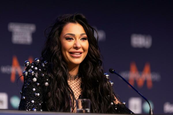 O SANJI VUČIĆ NE PRESTAJE DA BRUJI TVITER, NASTALO OPŠTE LUDILO: Ušla u klinč zbog njenog kruševačkog naglaska!