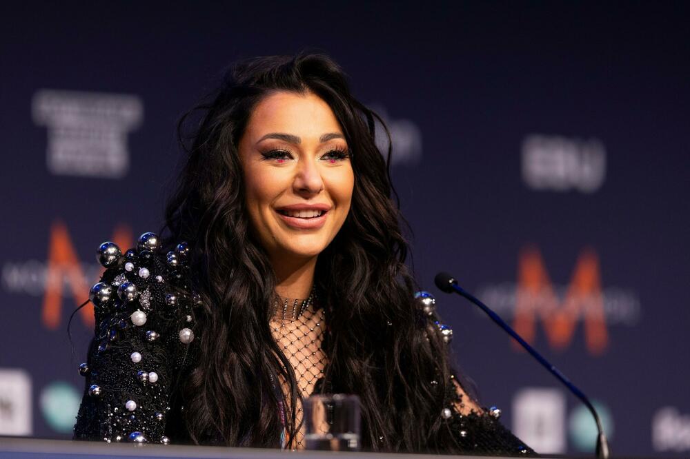 "OPADALA MI JE KOSA, DOBIJALA SAM NA TEŽINI..."! Uraganka progovorila o BOLESTI zbog koje prima TERAPIJU 2 GODINE