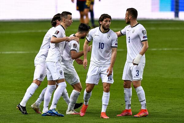 RUMUNI NEĆE DA IGRAJU SA TZV. KOSOVOM, TRAŽE REŠENJE: Spremni i da izgube službenim rezultatom 0:3!