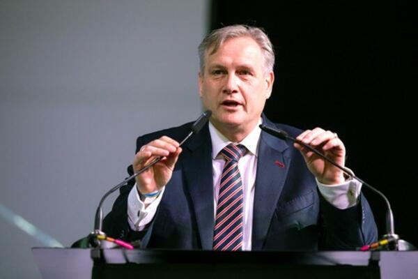 KOSOVO JE DEO SRBIJE, ZAGRMEO JE NEMAČKI POSLANIK U BUNDESTAGU! Ovo je malo ko očekivao