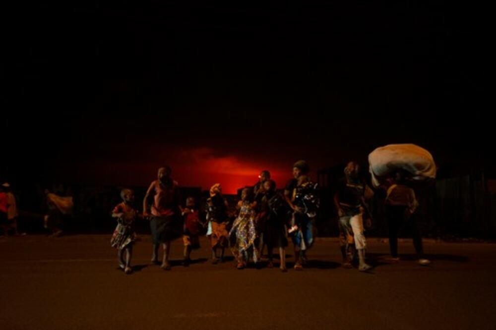 U TOKU JE MASOVNA EVAKUACIJA GRAĐANA, LAVA IZ VULKANA STIGLA NADOMAK GRADA: Haos u Republici Kongo (VIDEO)