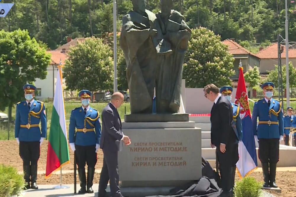 POTVRĐENI DOBRI ODNOSI SRBIJE I BUGARSKE: Susret predsednika Vučića i Radeva u Dimitrovgradu (FOTO)