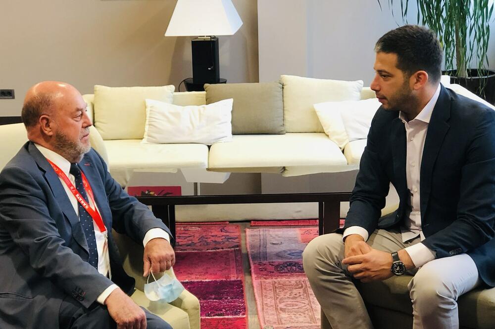 UDOVIČIĆ IMAO VAŽAN SASTANAK U POREČU: Srbija spremna da bude domaćin međunarodnih takmičenja u karateu (FOTO)