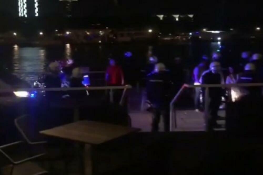 INCIDENT KOD BETON HALE JUTROS POSLE 4: Posečen mladić, imao i povredu glave