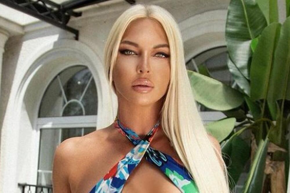 NISTE SPREMNI ZA OVO LUDILO MOZGA! Isplivao Karleušin snimak iz 1995.GODINE: Peva NARODNJAK, a stajling joj je HIT!