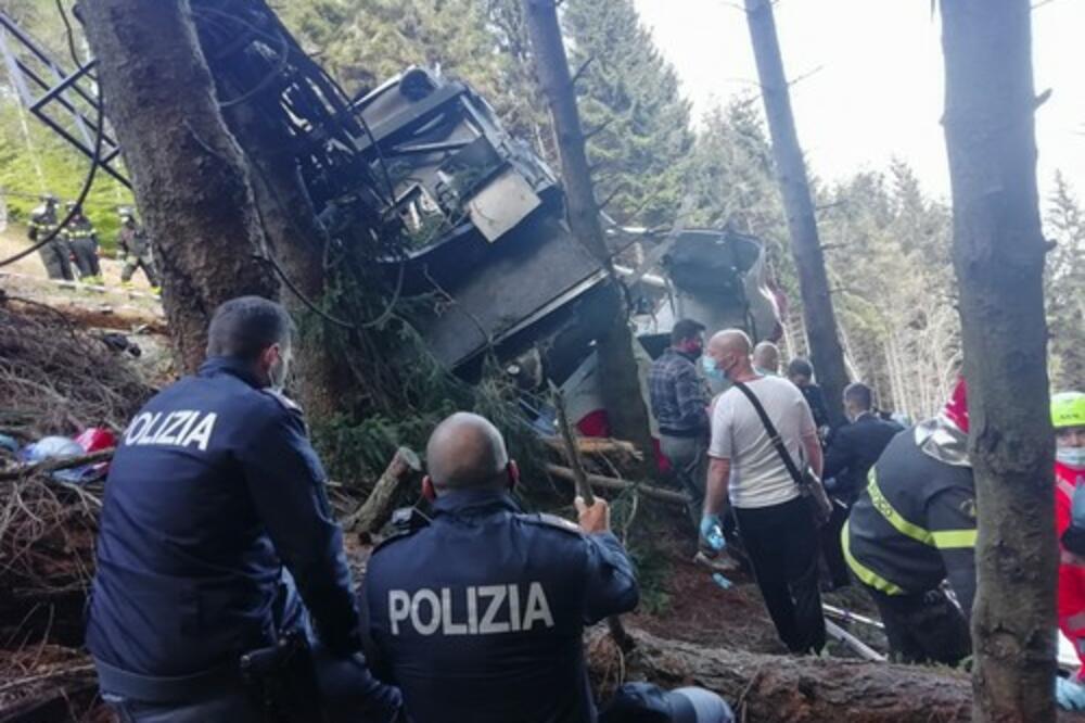 U ITALIJI SLETEO SA PUTA AUTOBUS: Bio je pun UKRAJINACA