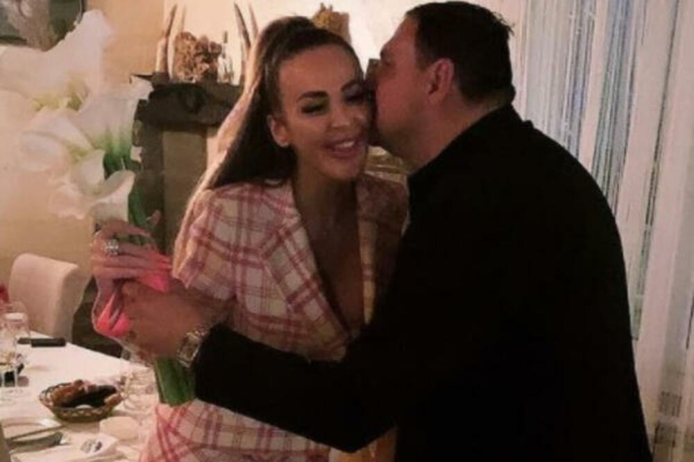 TAKI MARINKOVIĆ ČASTIO NOVU DEVOJKU LUSKUZNOM I BESNOM MAŠINOM: Pukao hiljade evra na svoju mladu izabranicu!