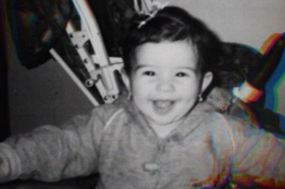 NEMA ŠANSE DA POGODITE! DANAS JE VATRENA CRNKA, VERENICA JE SRPSKOG PEVAČA: Imaju ćerku i jako turbulentan odnos!