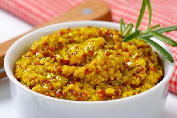 DOMAĆI SENF ZDRAVIJI I BOLJI OD KUPOVNOG: Pravi se BRZO i LAKO, a potrebno vam je SAMO nekoliko SASTOJAKA (RECEPT)