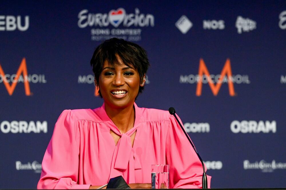 SVI POGLEDI BILI SU UPRTI U NJU! 2 PUTA JE PREDSTAVLJALA SVOJU ZEMLJU NA EVROVIZIJI: Prava je lepotica!