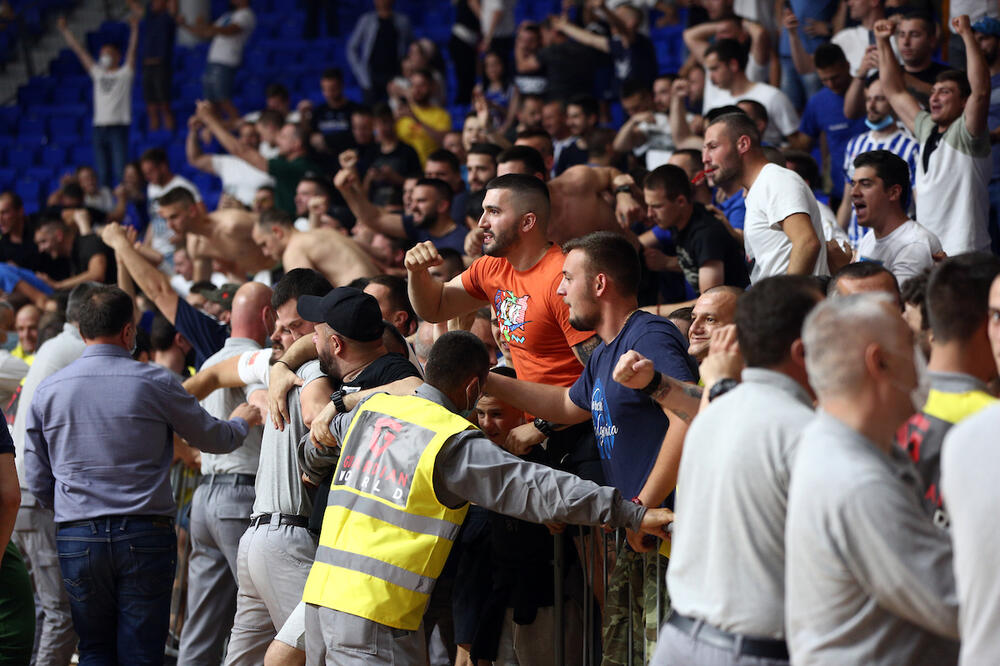 KAO NEKAD: "Varvari" spremaju PAKLENU atmosferu u "Morači" pred dolazak Partizana!