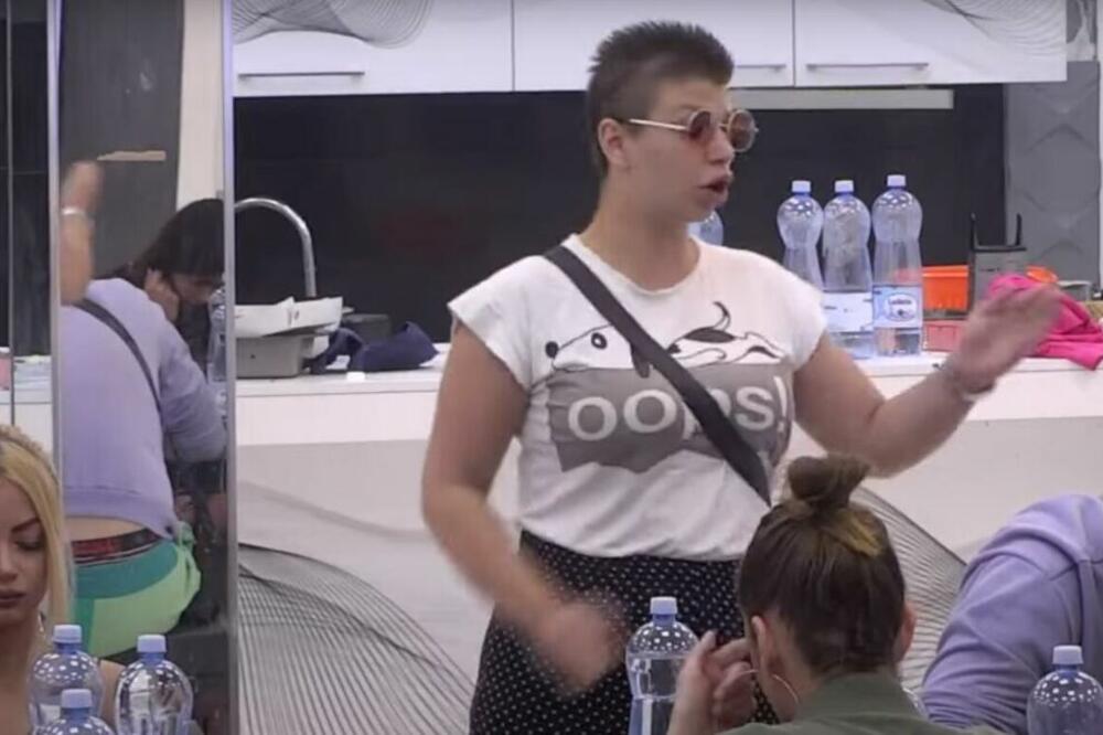 ZLA JE DO IZNEMOGLOSTI! Miljana Kulić osula paljbu po zadrugarki, tvrdi da je zatrudnela sa psima! (VIDEO)