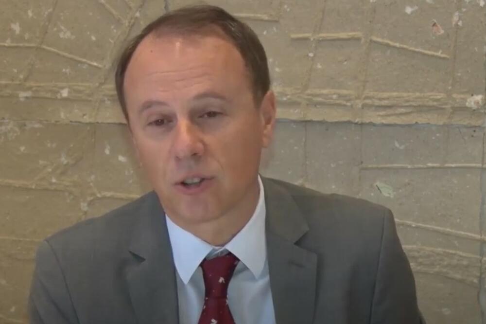 KO JE ZAPRAVO NOVI REKTOR, VLADAN ĐOKIĆ? Bio je na čelu Arhitektonskog fakulteta, školovao se u Americi