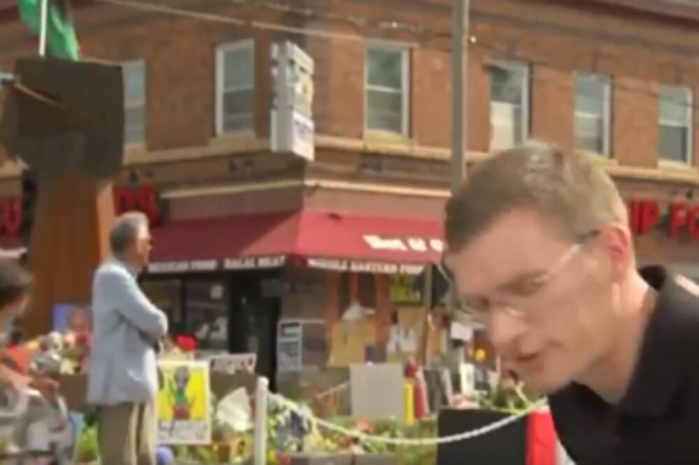 USRED PRENOSA UŽIVO VODITELJA ZADESILA PUCNJAVA! Reporter nije znao šta ga je snašlo, UŽAS (VIDEO)