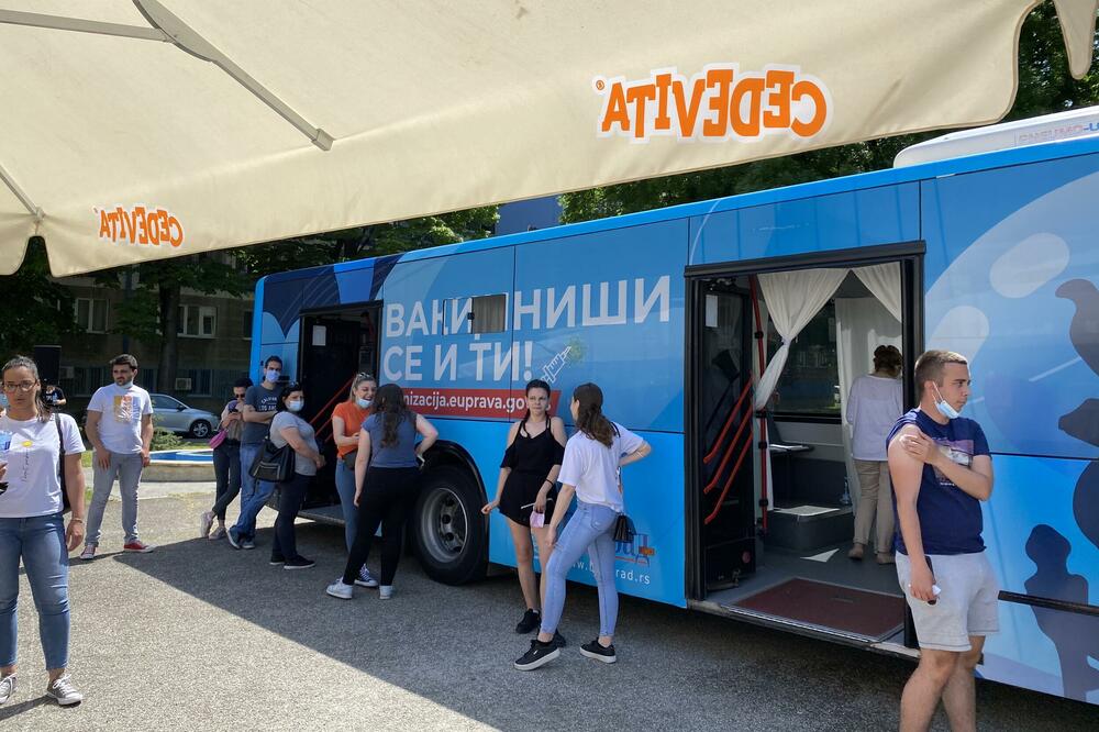 BRAVO, BEOGRAĐANI! Protiv korone vakcinisano više od 50 odsto građana