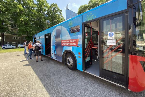 MLADI, TRK DO SAOBRAĆAJNOG FAKULTETA: Ako danas primite vakcinu, dobijate besplatnu teretanu, saunu i parking!