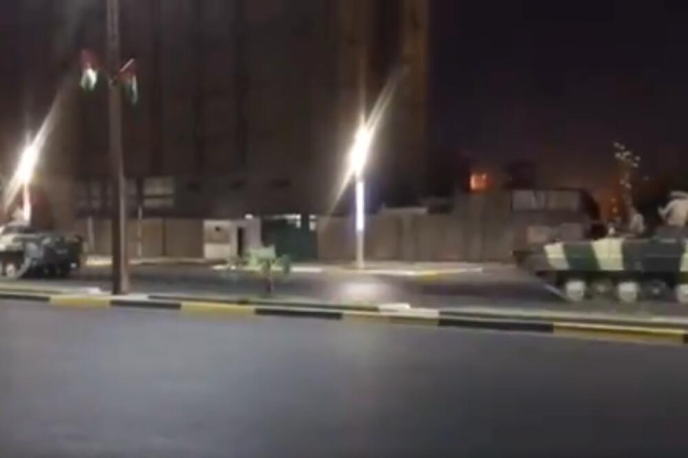 ZAHUKTAVA SE U BAGDADU: Iračka vojska krenula ka ZELENOJ ZONI (VIDEO)