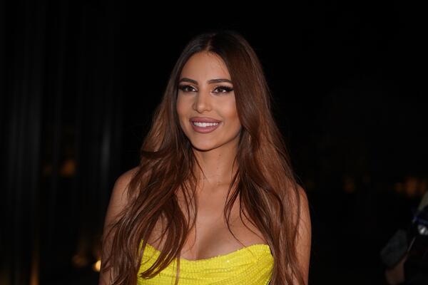 ANASTASIJA RAŽNATOVIĆ U BIKINIJU RASPAMETILA PRATIOCE: Scene iz najvrelijeg ugla, počastila svojim telom! (FOTO)